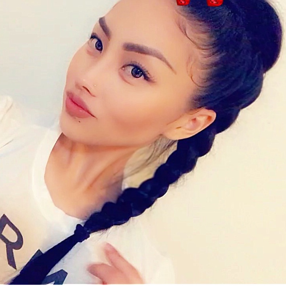 Meet your Posher, Rj